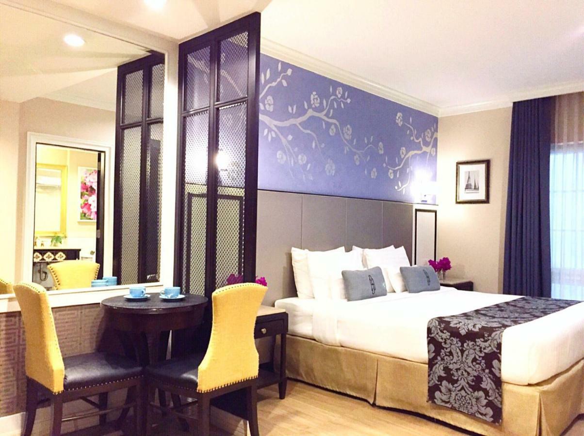 Sara'S Hotel Bangkok Esterno foto